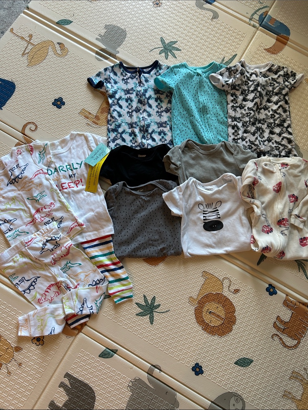 Onesies, footies & Pj’s bundle (10 pieces)